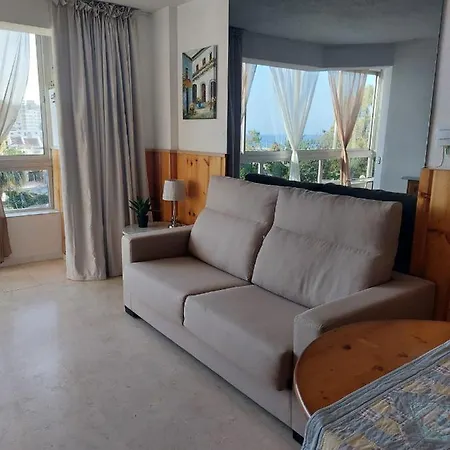 Lovely In Views Of The Sea, Pool, Terrace, Sofa Bed And Fully Equipped Kitchen 아파트 *